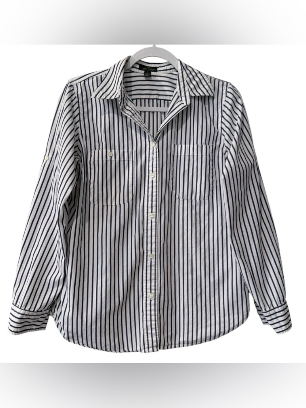 Lauren Ralph Lauren women’s Medium long roll tab sleeve button up striped blouse